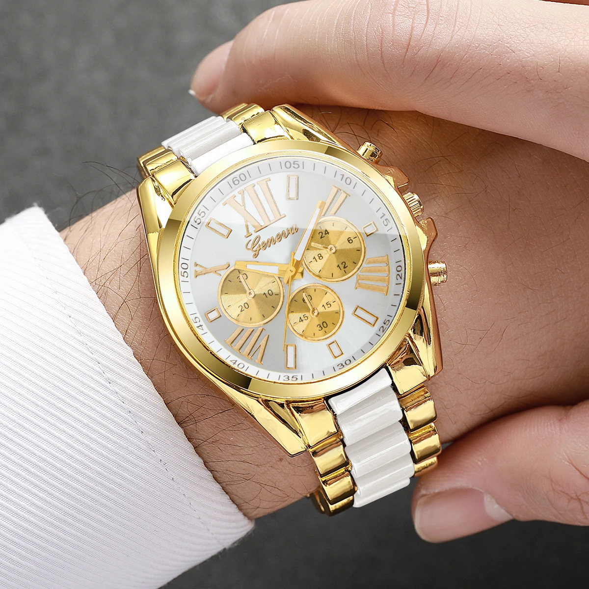ファッションローマダイヤルメンズビジネスウォッチ高級メンズク - Smartwatch Watches Gift For Men のレビューと価格