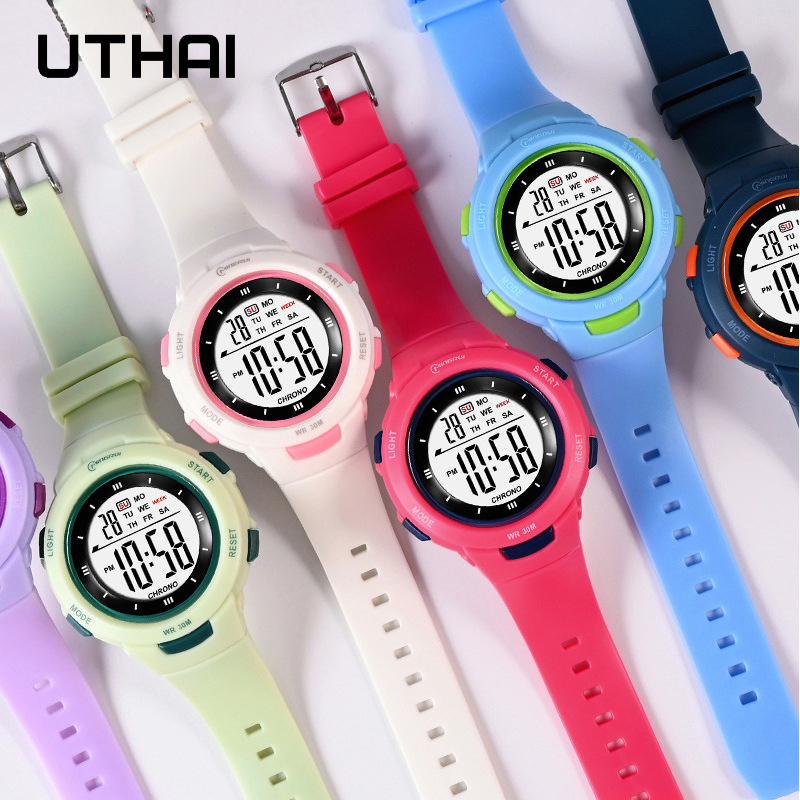 UTHAI キッズ腕時計スポーツファッション発光防水目覚まし - Smartwatch Watches Digital のレビューと価格